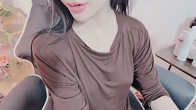Bino119 Chat XXX live