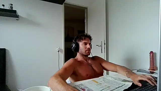 alpha-hunk Webcam-Show