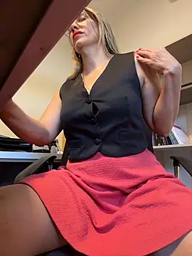 Gatitacarlita's Live XXX Chat