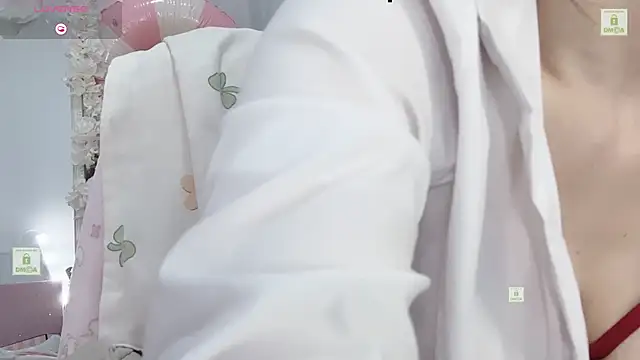 Yoyo_520 网络视讯表演