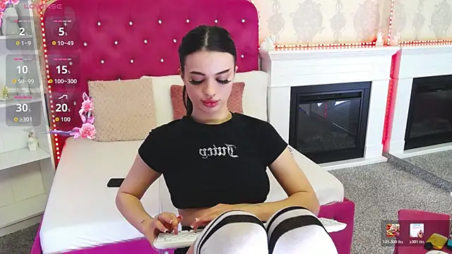 GiaGlaze Chat XXX live