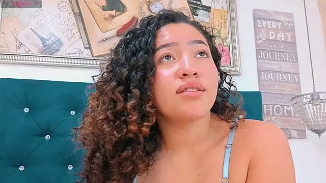 meganrousx's Live XXX Chat