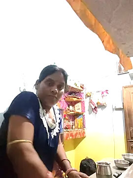 Priyasexcpl Show in webcam