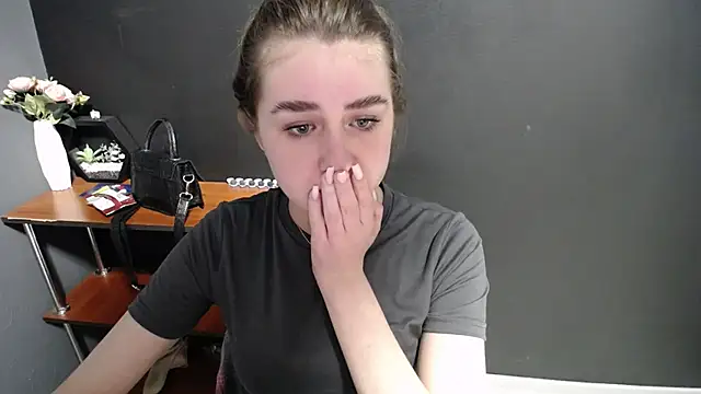Chat XXX ao vivo de Sunny_siren