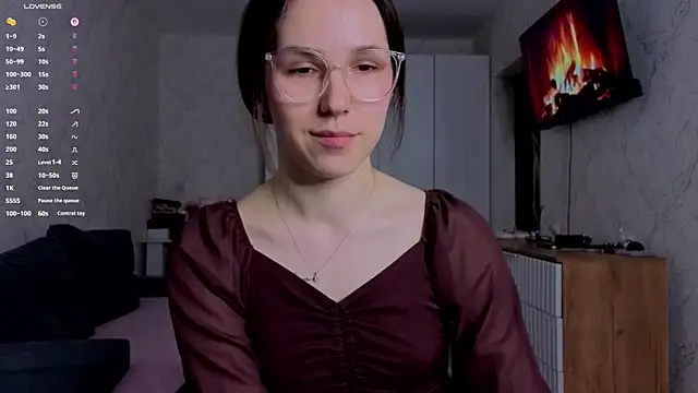 Honey_Peachy élő XXX-chatje