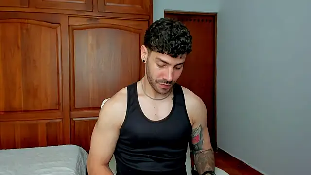 عرض كام Guyinthemountain