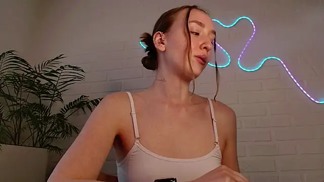 WhitePrincessLuna élő XXX-chatje
