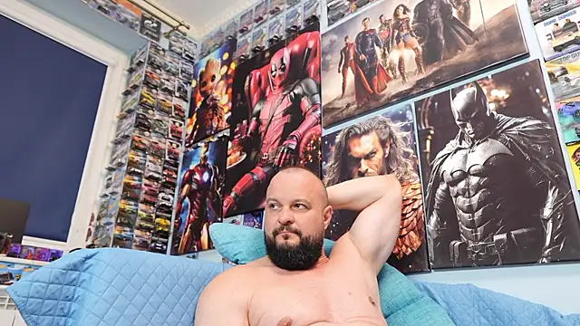 Muscle_Bear Pertunjukan Webcam