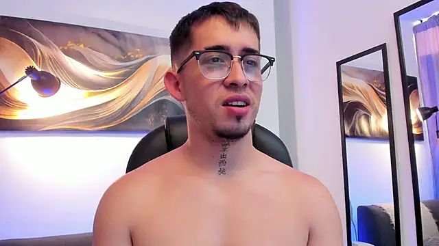 Tommas_Jhonson webcam show