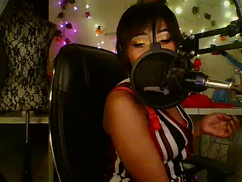 Anaconda2350's Live XXX Chat