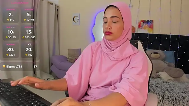 ShanaJamil's Live XXX Chat