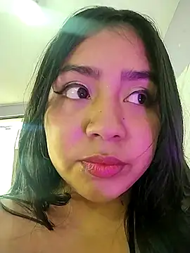 Chat XXX en directo de ZariahJeanes