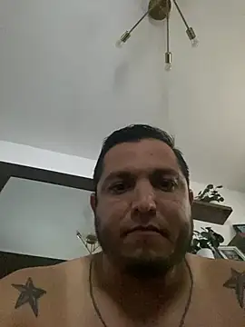 HOTB0Y18 Adlı Modelin Web Kamerası Şovu