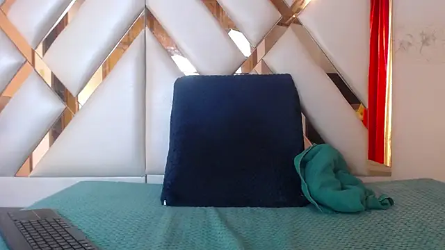 XXX chat uživo modela nathaly_low1