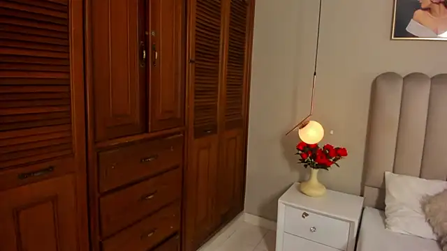 Dani_rosse_: απευθείας συνομιλία ΧΧΧ
