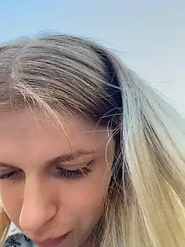 HarrietDart's Live XXX Chat