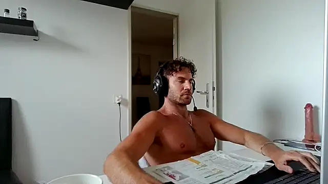 alpha-hunk Webcam-Show