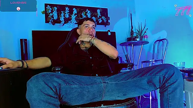 HannibalLester Webcamshow