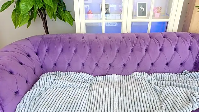 PaigePrado Adlı Modelin Canlı XXX Sohbeti