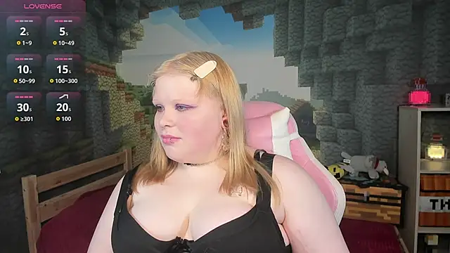 LottieReed's Live XXX Chat