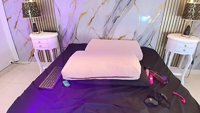 AprillRossn Live XXX chat