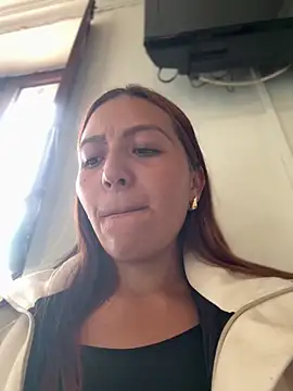 Živý XXX chat Queen_Scatlett