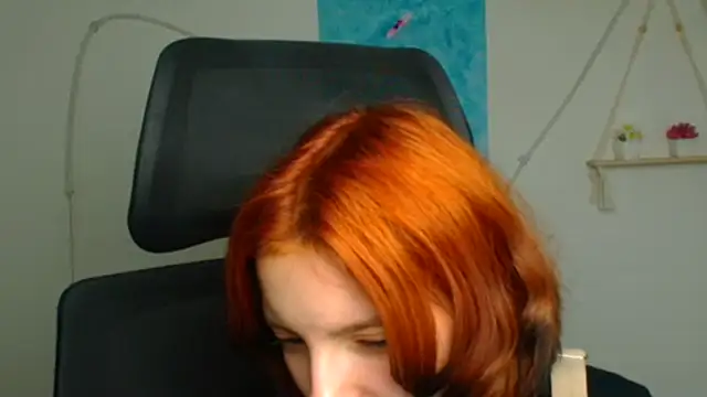 Butterfly_Milly Live XXX-Chat
