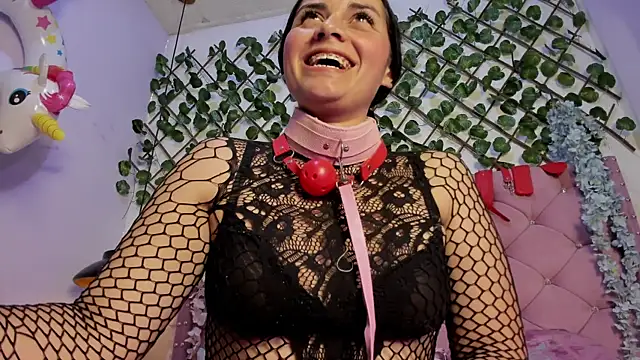 Adhara-Garcia Live XXX-Chat