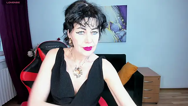 Silvia_WallecのライブXXXチャット