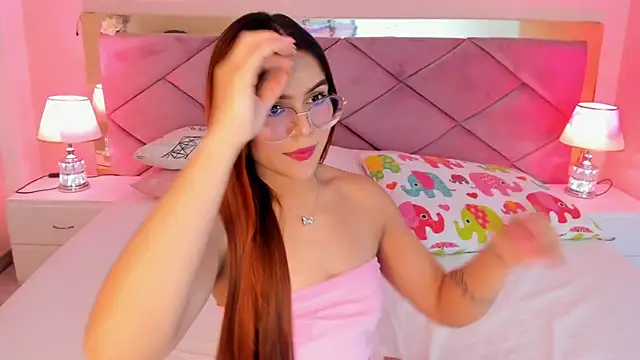 VictoriaLasse Chat XXX live