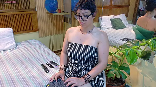 Eli666uwun Live XXX chat
