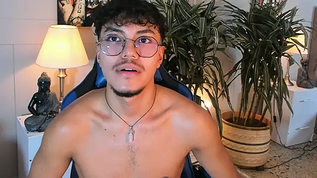 kai_storn Adlı Modelin Web Kamerası Şovu