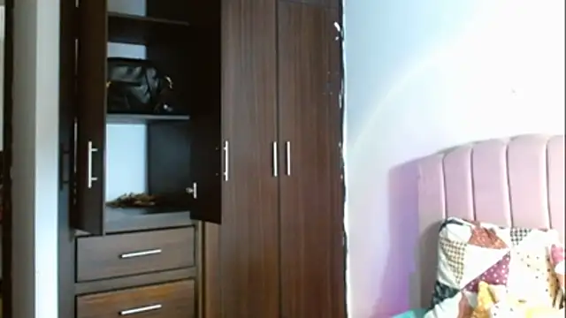 Juliana__lx Live XXX Chat