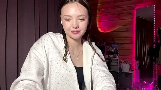 Chat +18 de LenLen_Solen ao vivo