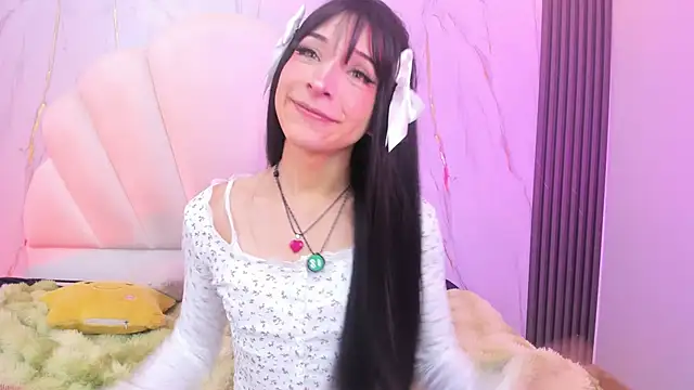 AliiceWonderland_ Show in webcam