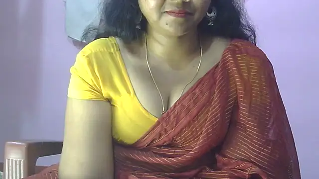 Pooja-suman's Live XXX Chat