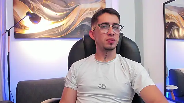 Tommas_Jhonson webkamerás műsora