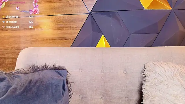Chatroom XXX en direct de ly_lulu