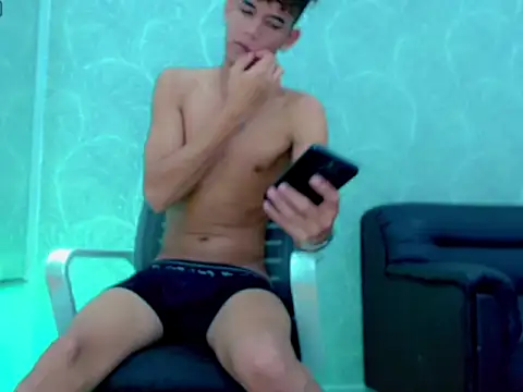 Chat XXX en directo de santiago_twink
