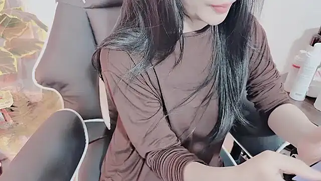 Bino119's Live XXX Chat