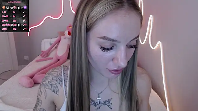 MirrraMisss' Webcam Show