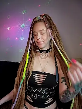 LucidLucy – Naživo XXX chat