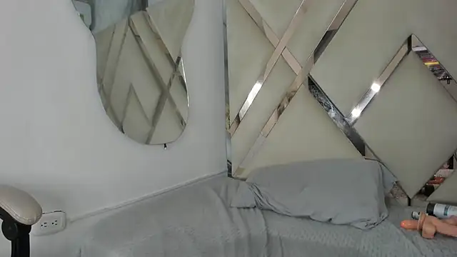honeyhtxn Live XXX chat