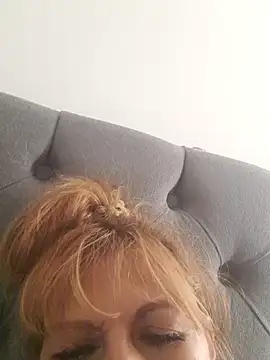 Kazsandraa Chat XXX in diretta