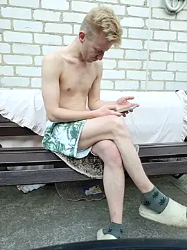 Онлайн чат XXX Vuitton