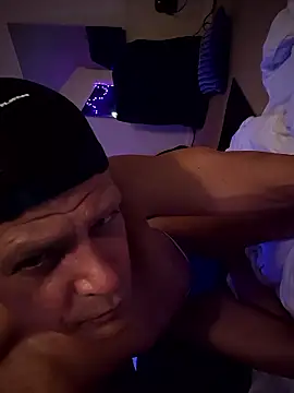 SexyAssPosingGuy's Webcam Show