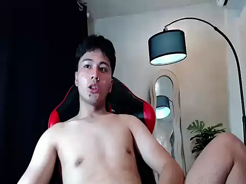 urasiantwink69: διαδικτυακό σόου στην κάμερα
