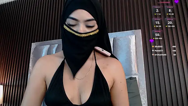Zahra_milks 在線直播表演