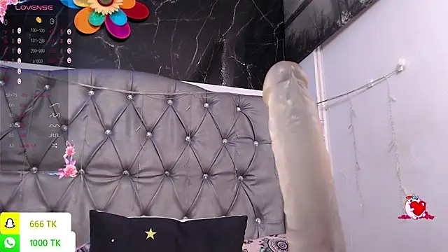 دردشة LAILAGUMMY الجنسية المباشرة