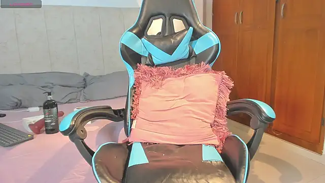 XXX chat uživo modela _maria_foxx_
